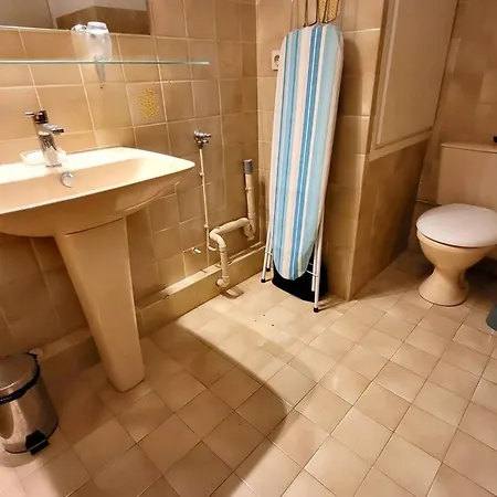 T1 Climatise Avec Parking A 700m Des Plages, Animaux Admis - Fr-1-316-250 Apartment *