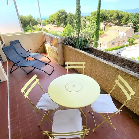 T1 Climatise Avec Parking A 700m Des Plages, Animaux Admis - Fr-1-316-250 * Le Brusc